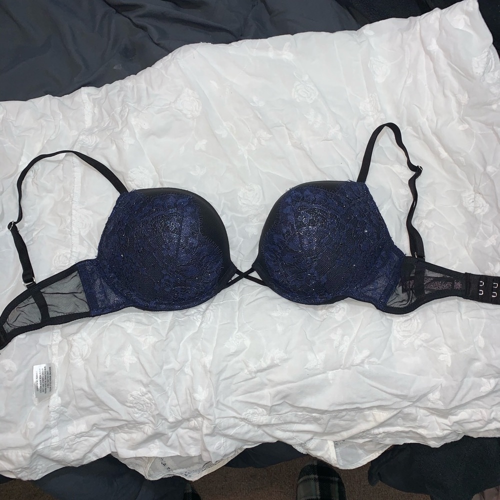 Victoria’s Secret bra